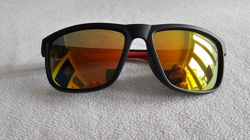 Next black frame polarized