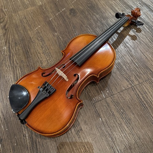 Suzuki 300 violin - 1/2,