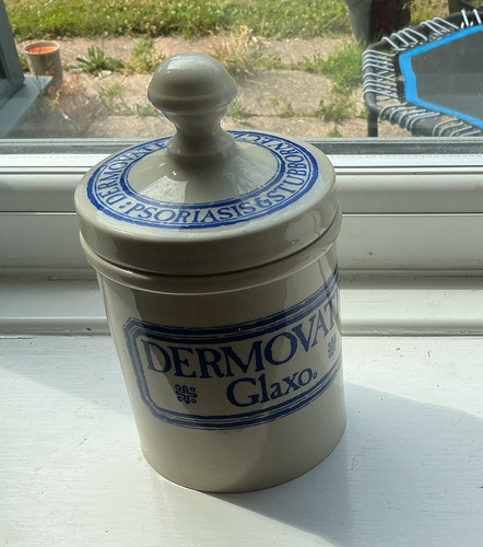 Wade glaxo dermovate blue - dermovate, &