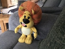 RAA THE NOISY LION ROARING RAA RAA BY TOMY