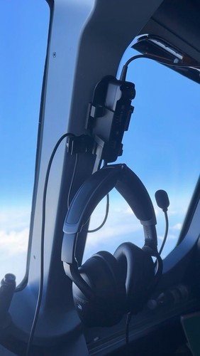 Bose headset mount - headset,