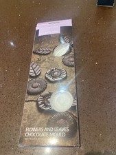 Lakeland Flowers and Leaves