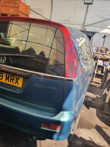 2001 2006 honda stream - 2001,