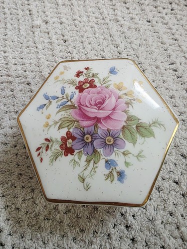 Vintage victoria china hexagon - victoria,