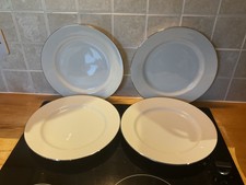 4 x Royal Worcester Classic Platinum Dinner Plates 27cm (p&p Inc)