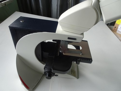 Leica dm2000 benchtop - dm2000.,