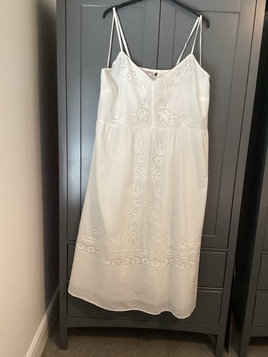 Bnwt size - size, 24