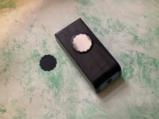 EK SUCCESS used ONCE Craft Card Punch - Scalloped circle flower