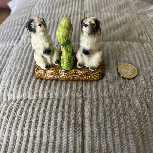 Cute vintage made japan dog - made,
