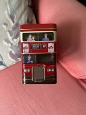 kit kat red bus storage tin
