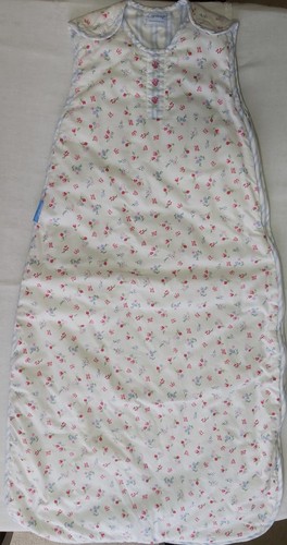 Brand new very pretty - very, 2.5tog