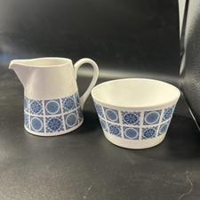 VINTAGE ROYAL TUSCAN CHARADE WEDGWOOD BLUE TILE MILK JUG & SUGAR BOWL BONE CHINA