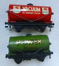 Hornby Dublo 3 Rail  Tank Wagons  Power  Petrol & Mobilgas Vacuum Unboxed