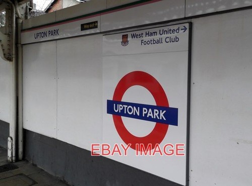 Photo sign upton park - sign,