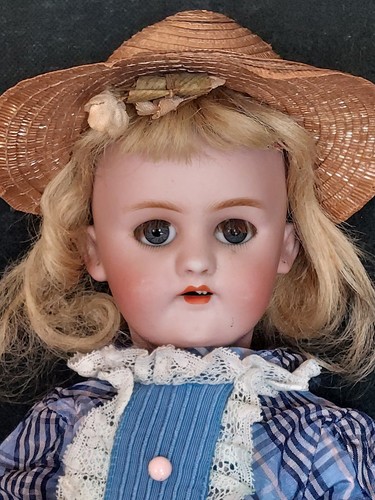 Doll 1079 simon halbig germany - doll,