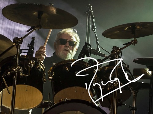 Roger taylor signed autograph - taylor,