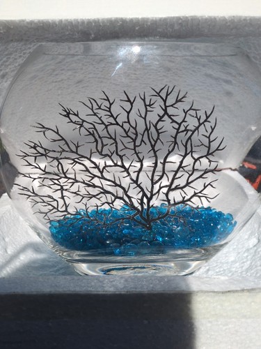 Fish tank table - ,