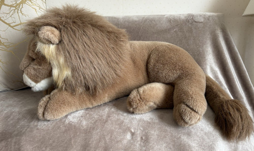 Giant plush lion majestic - plush,