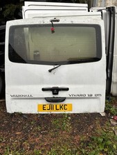 white tailgate  vauxhall