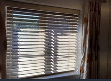 Adjustable Wooden Style Style Blinds Light Beige 107cm x 100cm