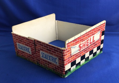 Vintage scalextric cardboard - scalextric,