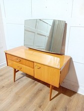 RETRO MEREDEW DRESSING TABLE