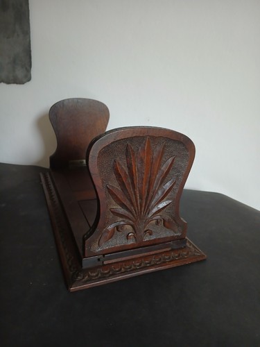 Extendable walnut bookslide - walnut,