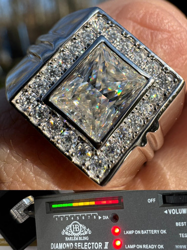 Big 6ct baguette moissanite - big,