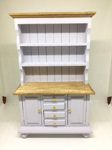 1:12th scale dolls house