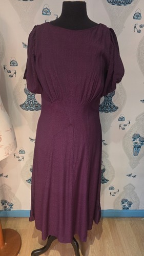 Beautiful damson purple - beautiful, neck