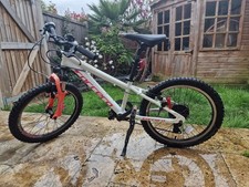 Carrera Luna 20 inch  bike 