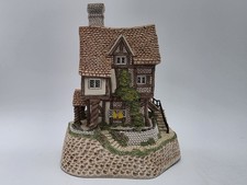 David Winter Cottages Lace