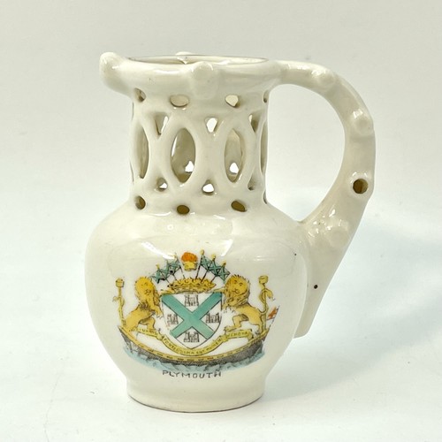 Vintage crested china - china, model