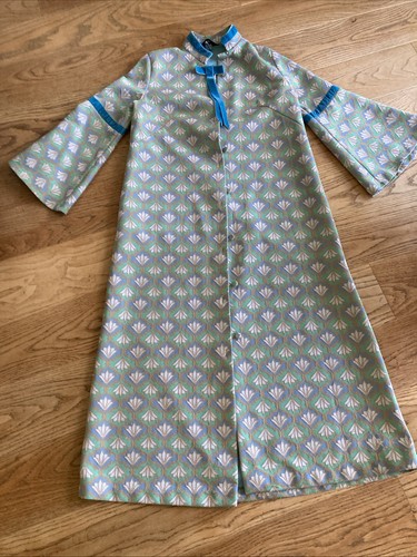 Vintage house coat dressing - vintage, coat/dressing