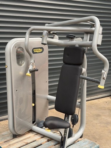 Technogym element chest press - element,