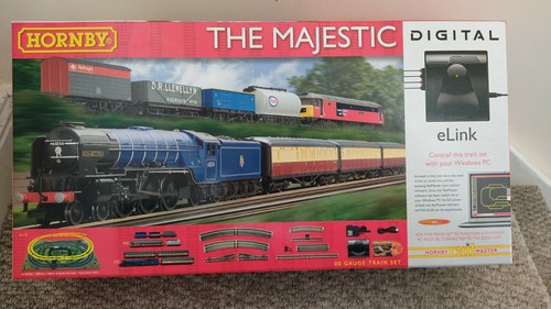 Hornby the majestic train set - hornby,