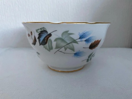 Vintage colclough linden bone - linden,