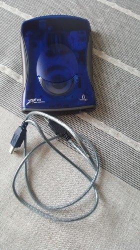 Iomega zip 250 drive - iomega,