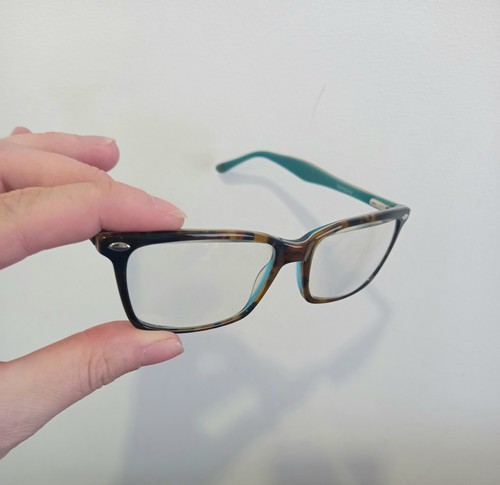 Turquoise tortoiseshell - turquoise,