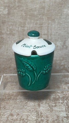 Mint sauce lidded pot - lidded,