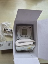 GRASSLIN DIGITAL TIMER FITS INTO SINGLE PATTRESS.