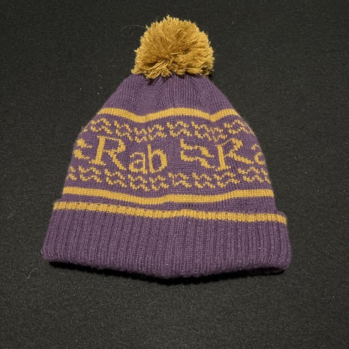Rab bobble hat purple - hat,