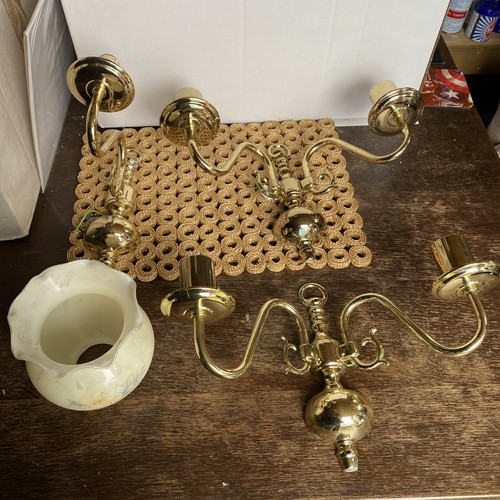 Flemish brass light wall - 2,