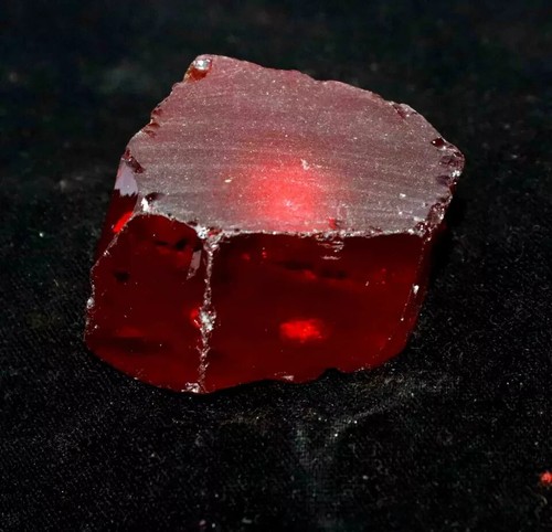 Natural garnet gemstone - gemstone, rough