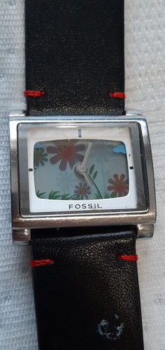 Working fossil big - fossil,