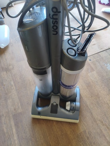 Dyson dc03 absolute upright - dc03,