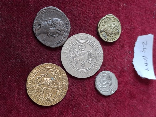 Old roman collectable tokens - old,
