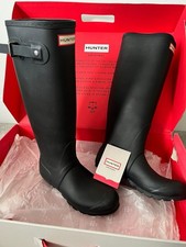 Black Hunter Welly Boots Size 6, Worn Once, Great Condition. Box And Sock Liners