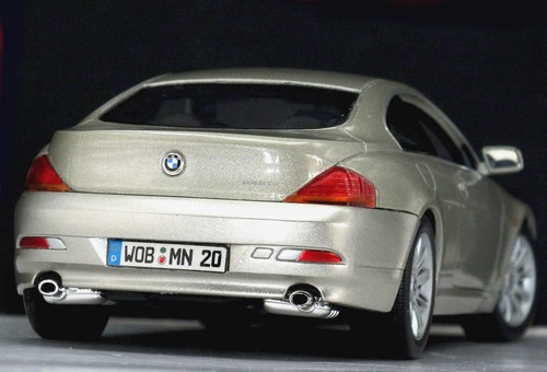 Hotwheels bmw 645ci - 1:18,