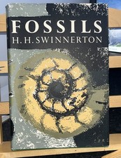 THE NEW NATURALIST -FOSSILS by